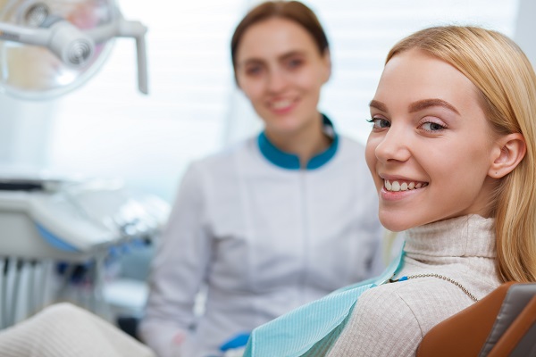 How Cosmetic Dentistry Can Address Stained Teeth